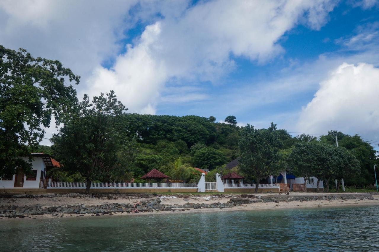 Yut'S Inn Flower Paradise Gili Gede Esterno foto